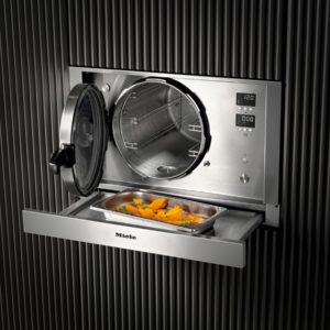 Bild zeigt einen geöffneten Dampfgarer - Elektrogeräte bei Sehl & Göbel