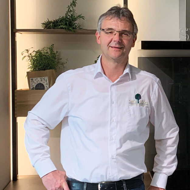 Gerhard Göbel, Inhaber von Küchenstudio Göbel
